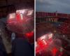 Er klettert während des Sfera Ebbasta-Konzerts auf die Spitze des San Siro-Stadions und veröffentlicht das Video online