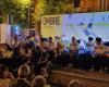 Viterbos Umarmung der italienischen paralympischen Fechtnationalmannschaft beim Rückzug im Hotel Salus Terme, Applaus für die Azzurri am Abend des „Ombre Festivals“