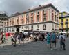 Radio Italia Live Naples 2024-Konzert, Kinder campierten seit dem Morgen auf der Piazza del Plebiscito