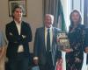 Eine Delegation des Komitees Pro Canne della Battaglia wird von der Präfektin Silvana D’Agostino empfangen