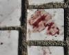 Angst in Rovigo. Betrunkener Mann zerschmettert Flaschen, verletzt sich und verbreitet blutüberströmt Panik in der Innenstadt