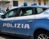 Er betrinkt sich, während er Möbel im Zentrum von Pescara ausliefert: verhaftet, nachdem er Polizisten angegriffen hat – Nachrichten