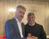 Odg Toscana überreicht Pater Ibrahim Faltas die Ehrenjournalistenkarte